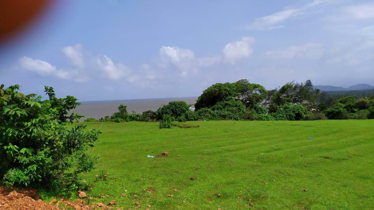 M G Cottage & Dormitory Gokarna  Exterior photo